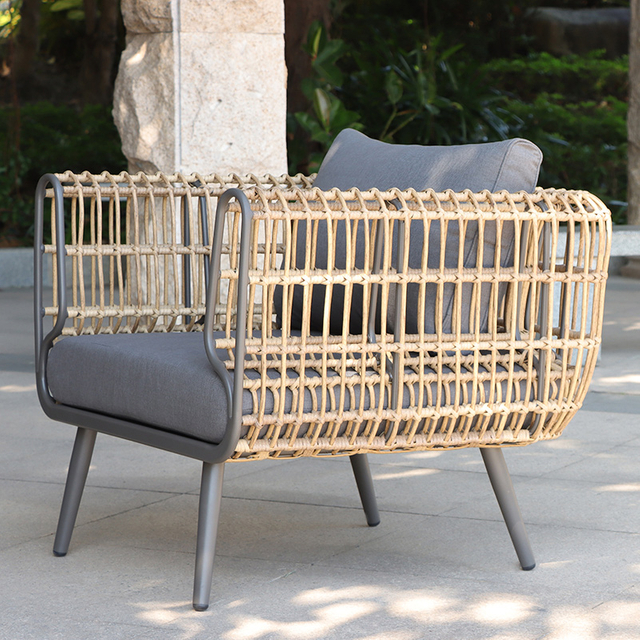 تخصيص غرفة الشمس في الهواء الطلق أريكة الروطان